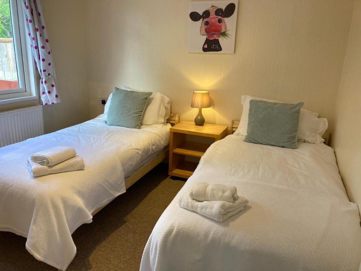 Lochay Lodges Киллин Экстерьер фото